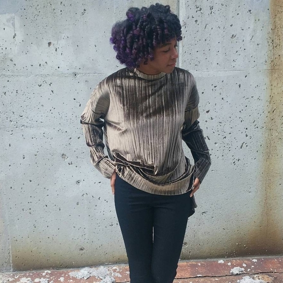 Boohoo Olive Velvet Tunic - Picture 2 of 2